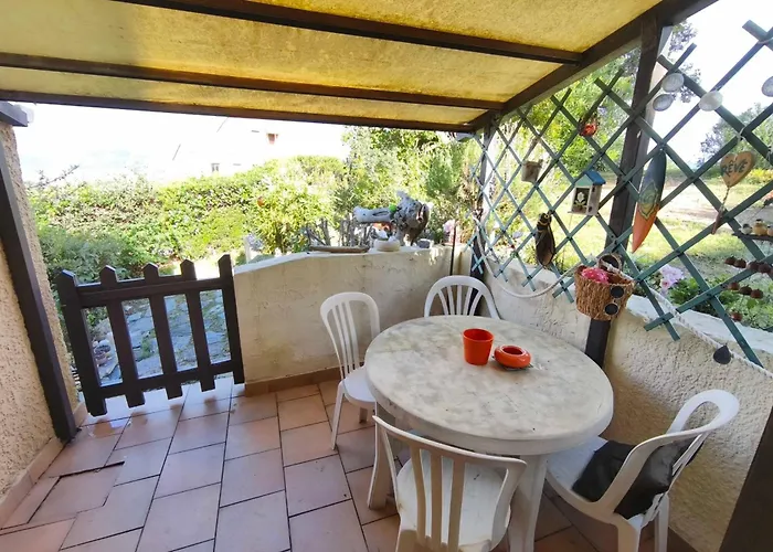 Beautiful T2 In With Swimming Pools