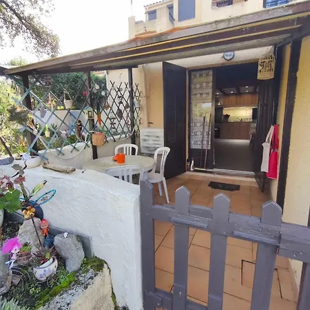 Beautiful T2 In With Swimming Pools Apartmán